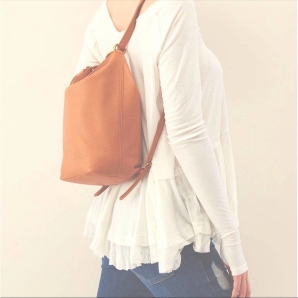 HOBO Handbags - HOBO Original leather Blaze bucket backpack